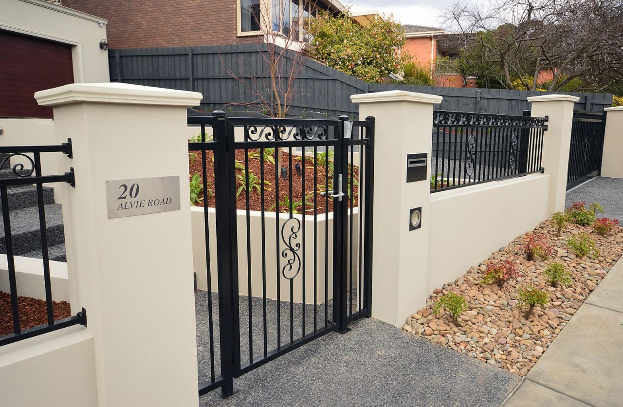 Gatepost_Letterbox